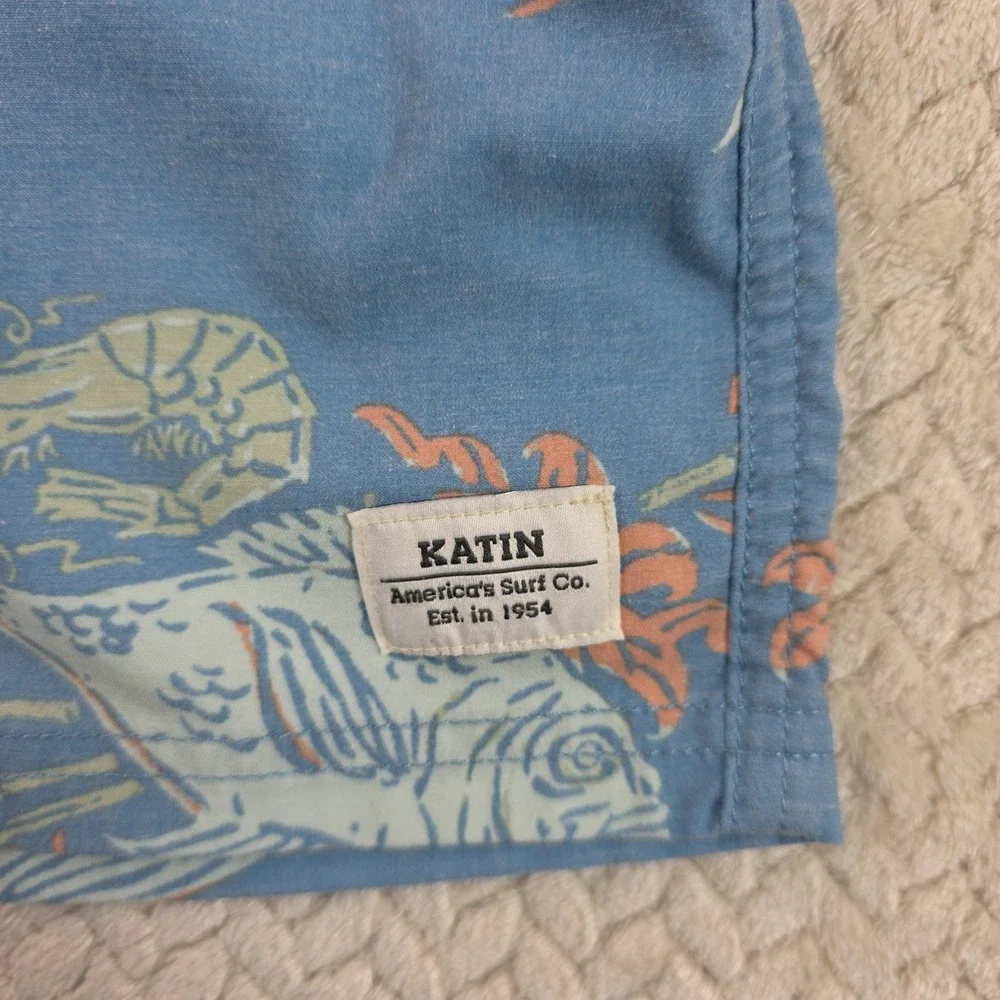 Katin Mens Blue Fish Print Board Shorts Size 38 Surf Trunks Coastal Beachwear